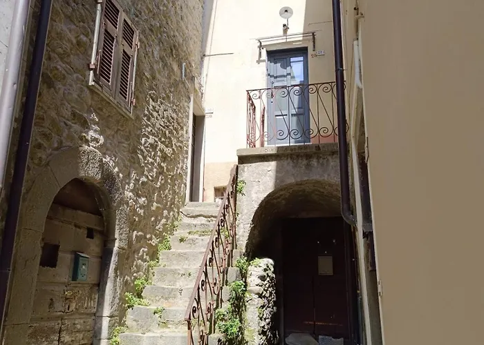 La Torre Medievale - Storia E Comfort *