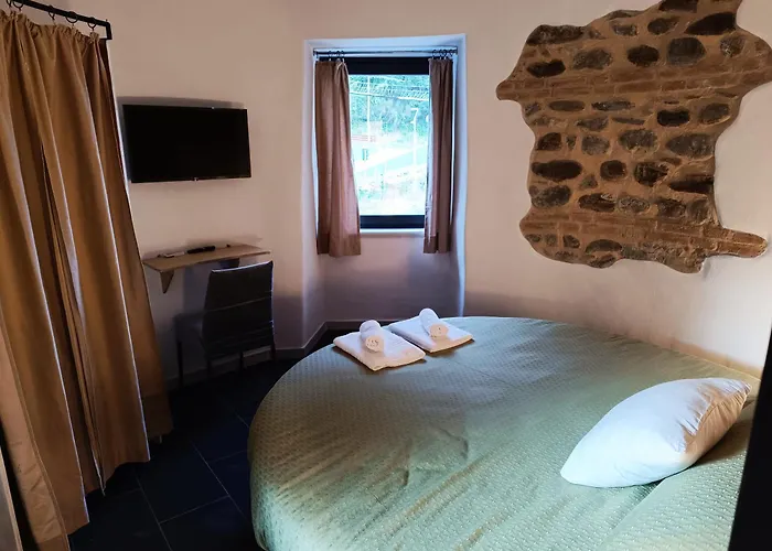 La Torre Medievale - Storia E Comfort Licciana Nardi